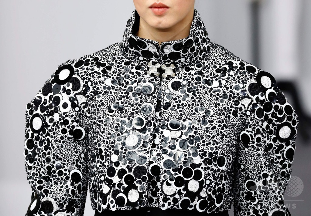 「シャネル」16/17年秋冬パリ・オートクチュール