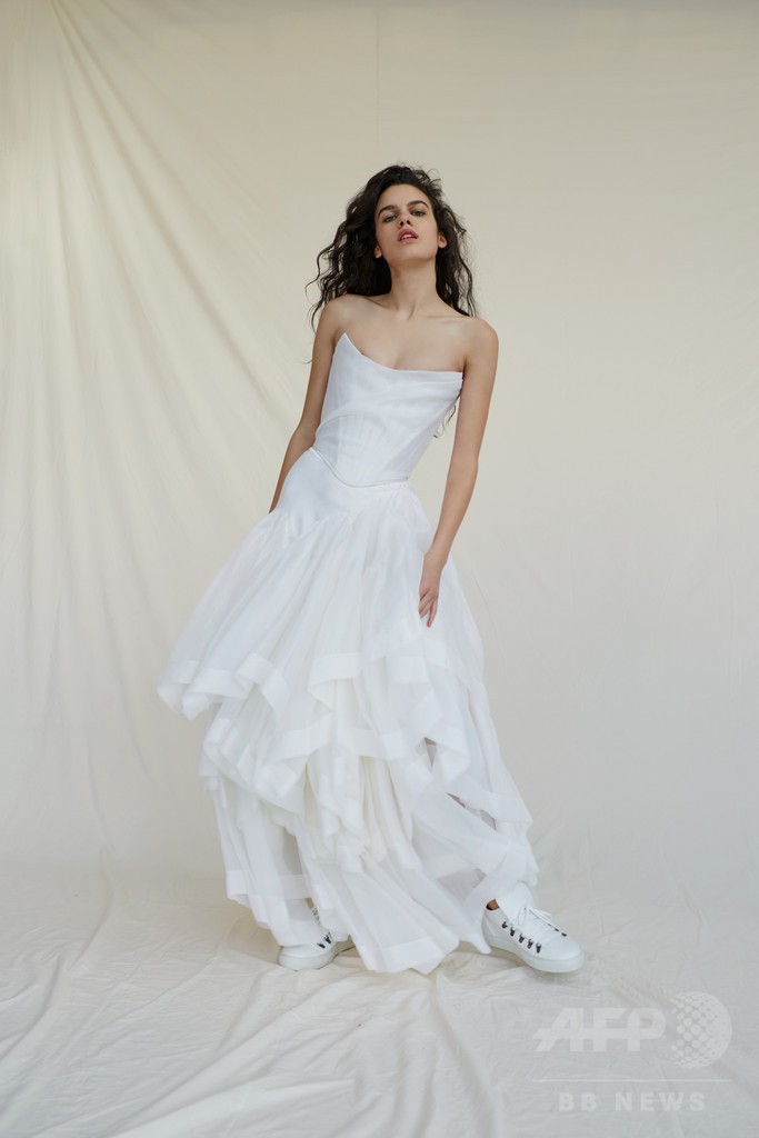 「ヴィヴィアン・ウエストウッド」ブライダルコレクション