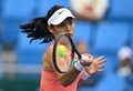 女子テニス、韓国オープン、シングルス準々決勝。リターンを打つエマ・ラドゥカヌ（2024年9月21日撮影）。(c)Jung Yeon-je / AFP