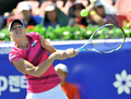 女子テニス、韓国オープン（KDB Korea Open 2012）は22日、韓国のソウル（Seoul）で行われ、大会第3シードのカイア・カネピ（Kaia Kanepi）は1-6、0-6で第1シードのカロリーネ・ボズニアツキ（Caroline Wozniacki、デンマーク）に敗れた。

リターンを狙うカイア・カネピ（2012年9月22日撮影）。(c)AFP/JUNG YEON-JE