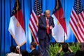 米ノースカロライナ州グリーンズボロでの演説を終えたドナルド・トランプ前米大統領（2023年6月10日撮影）。(c)ALLISON JOYCE / AFP 