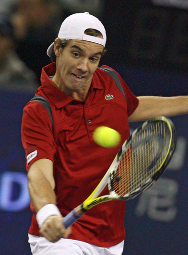 ガスケ ジョコビッチを降し1勝目を挙げる