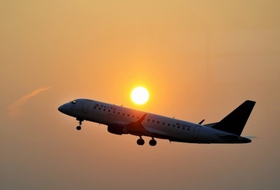 世界の航空旅客数、3月は前年比5.9%増 IATA