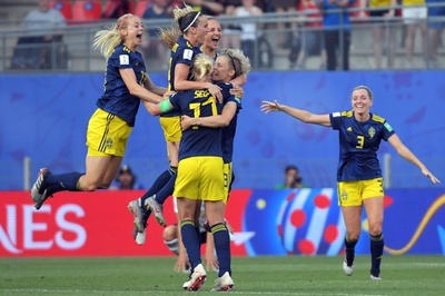 スウェーデンが独撃破で女子W杯4強、東京五輪の切符もつかむ