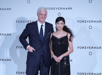 2013年「フォーエバーマーク賞」に黒木瞳、都内で受賞式