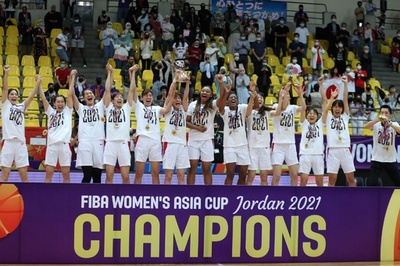 バスケ女子日本、アジアカップ優勝 決勝で中国下す