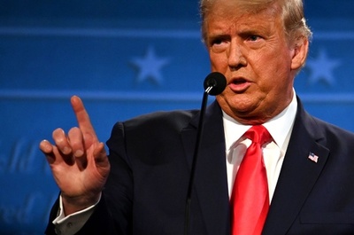 トランプ氏、追加経済対策法案は「不名誉」 議会に修正要求