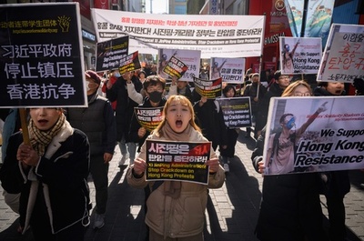 韓国の学生たちがデモ行進、香港の民主派デモに連帯示す