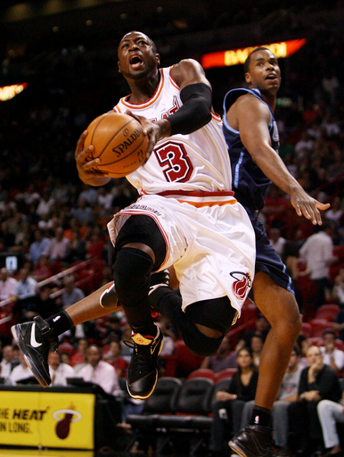 ヒート ジャズを降してシーズン8勝目