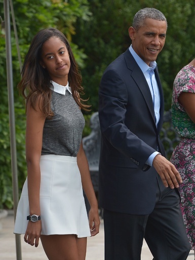 「娘さんを僕にください」ケニアの弁護士 米大統領に牛50頭提示