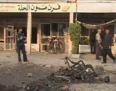 シーア派「アシュラ」を前に各地で爆弾攻撃、イラク