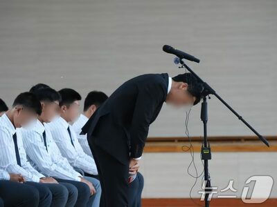 「タンクデー」光州事件をおとしめる暴言応援…猛批判を浴びたソウルの高校野球部が現地訪問し謝罪