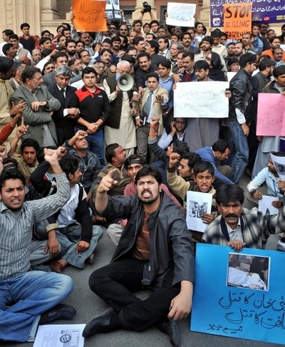 2010年に殺害された報道関係者は44人、パキスタンで最多 米団体