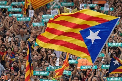 カタルーニャ独立派、「大規模な市民的不服従」を警告