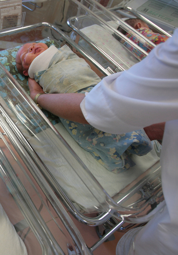 人口減少進むロシアの州政府、「家族計画の日」を制定