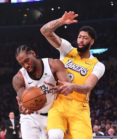 クリスマスのLA対決はクリッパーズに軍配、ウォリアーズはロケッツ撃破