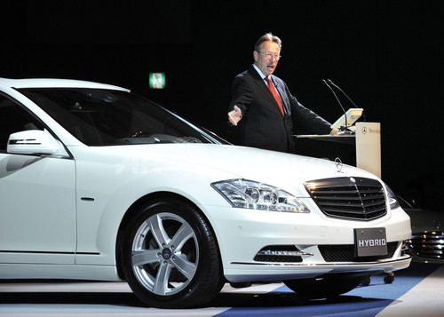 メルセデス ベンツ 輸入車初のハイブリッド車発売 写真7枚 ファッション ニュースならmode Press Powered By Afpbb News
