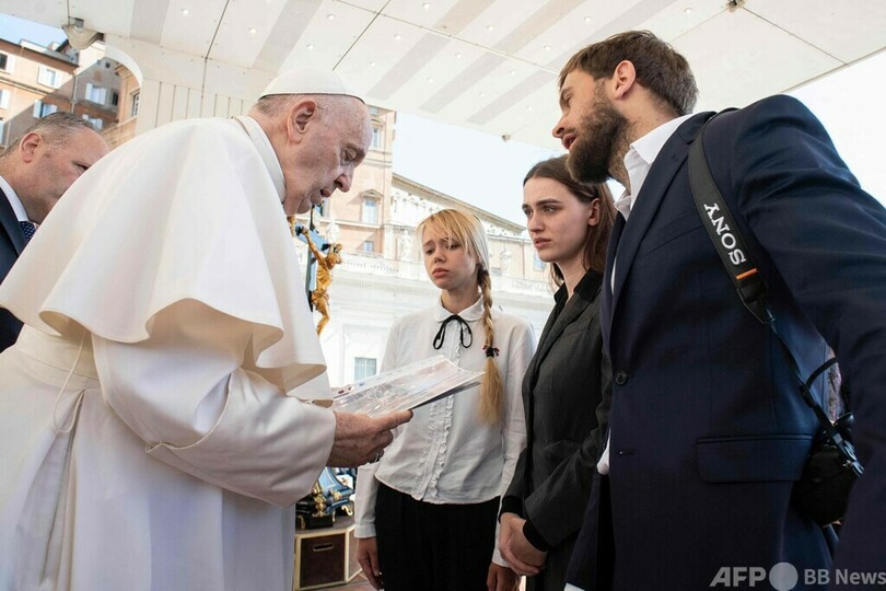 ローマ教皇に製鉄所の兵士救済訴え 「アゾフ連隊」隊員の妻ら