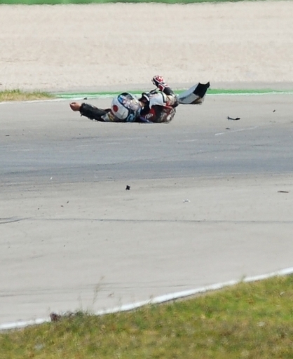 富沢祥也、レース中の事故で死亡 サンマリノGP 写真5枚 国際ニュース：AFPBB News