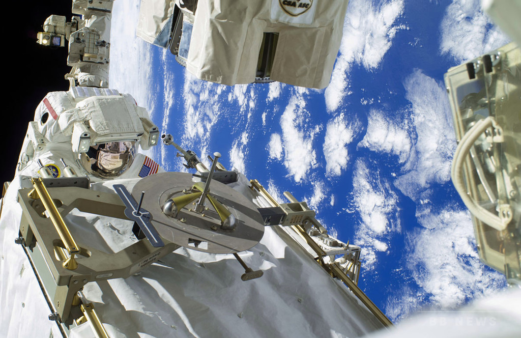 宇宙飛行士は睡眠不足、睡眠薬服用でリスクも 米研究 宇宙飛行士は睡眠不足、睡眠薬服用でリスクも 米研究