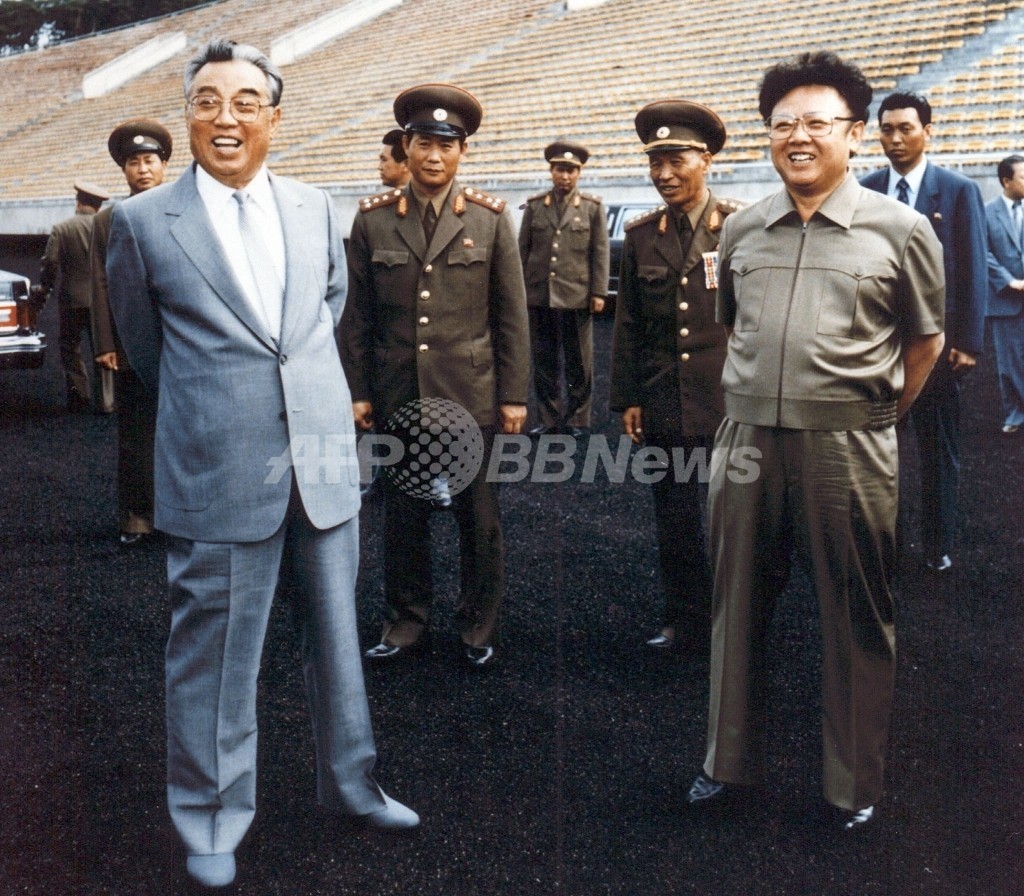 金総書記、サッカーの試合を観戦か 金総書記、サッカーの試合を観戦か