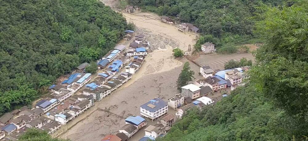 四川省北川チャン族自治県で豪雨　６人死亡、１２人不明