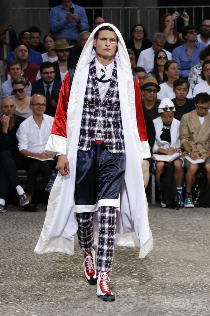 ボクシングからインスパイア、「モンクレール ガム・ブルー」15年春夏メンズ