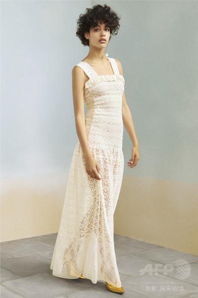 「ステラ マッカートニ」ブランド初のメンズ＆ウィメンズ、アビー・ロード・スタジオで発表