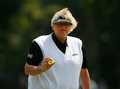 女子ゴルフ米国ツアー、マイヤーLPGAクラシック（Meijer Classic 2014）3日目のラウンドに臨むローラ・デービス（Laura Davies、2014年8月9日撮影）。(c)AFP/Getty Images/Matt Sullivan