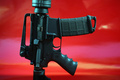 米フロリダ（Florida）州マイアミ（Miami）で撮影したロックリバーアームズ（Rock River Arms）製のAR-15ライフル。米コネティカット州（Connecticut）ニュータウン（Newtown）の小学校で起きた乱射事件ではこれと似たブッシュマスター（Bushmaster）製AR-15が使われた（2012年12月18日撮影、資料写真）。(c)AFP/Getty Images/Joe Raedle