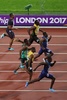 第16回世界陸上ロンドン大会、男子100メートル決勝に臨むジャスティン・ガトリン（手前、2017年8月5日撮影）。(c)AFP/DANIEL LEAL-OLIVAS