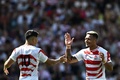 ラグビーW杯フランス大会、プールD、日本対チリ。勝利を喜ぶ松田力也（左）とレメキロマノラヴァ（2023年9月10日撮影）。(c)Lionel BONAVENTURE / AFP