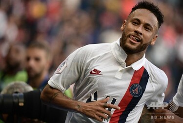ネイマールの欧州CL出場停止処分が2試合に軽減、CASが発表 写真1枚