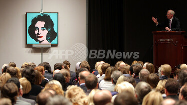 クリスティーズ・オークションで現代アート完売、ロスコの作品が最高値