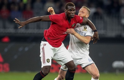 マンUが豪遠征でリーズに快勝、ポグバの活躍で批判を一蹴