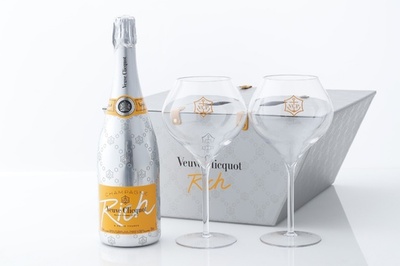 オンザロックで楽しむ「ヴーヴ・クリコ」新世代のシャンパーニュ