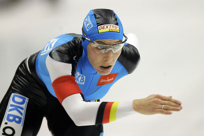 ＜07世界オールラウンドスピードスケート選手権＞フリージンガー 女子5000メートルを9位で終える - オランダ