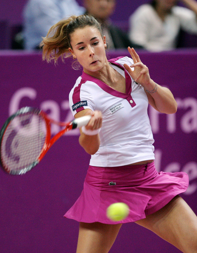 コルネ ザコパロバを破り2回戦へ