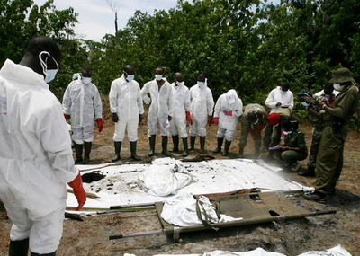 ケニア航空機墜落事故、 対応の遅れに非難の声 - カメルーン