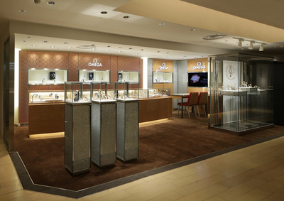 「オメガ」松屋銀座店をリニューアルオープン、12月27日までフェア