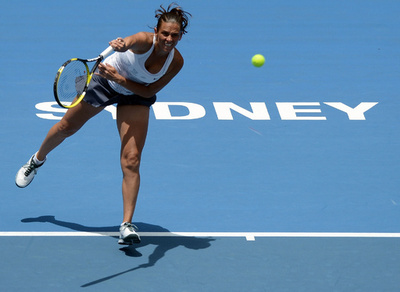 ラドワンスカがビンチ下し準決勝へ、アピア国際