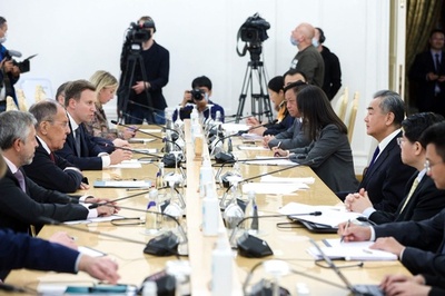 ロシア、中国との連携強調 外相会談