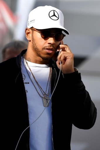 F1王者ハミルトン、差別発言に「あっぱれ」な対応をしたセレーナを称賛