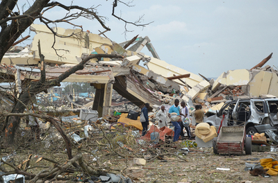 武器庫爆発、「水のない津波に襲われたよう」 コンゴ共和国
