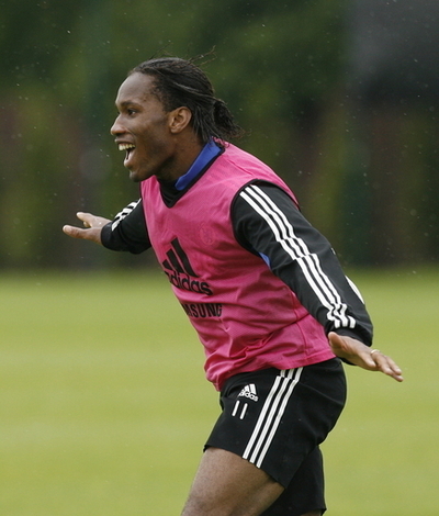 UEFA ドログバとボジングワの出場停止処分を1試合軽減