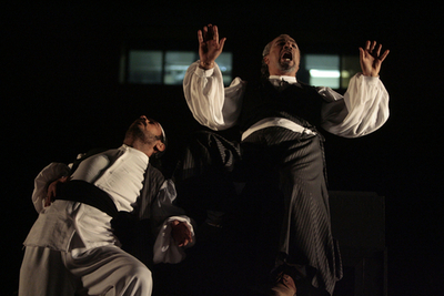 バグダッドで『Baghdadi Love Circle』が上演される