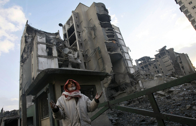 ガザ空爆4日目、イスラエル軍は地上進攻も準備