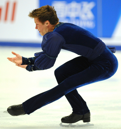 アボットが男子シングルSPで首位 中庭は7位、フィギュアGP第3戦