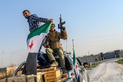 シリア北東部で民間人26人死亡 トルコ側部隊、攻撃拡大