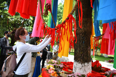 中国で夏の旅行シーズン到来 コロナ規制緩和、観光地は「無料競争」